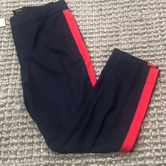 NWT- Banana Republic- 2P - Picture 1 of 7